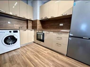 Miete - Wohnung in Mladejki halm,  Plowdiw