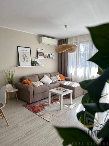 Miete - Wohnung in Zentar,  Burgas