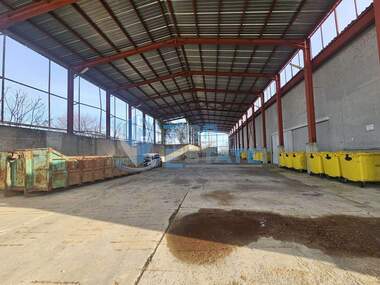 Vânzare - Spațiu industrial în Gorna Oriahovița,  Veliko Tărnovo