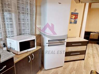 Închiriere - Apartament în Văzrajdane 1,  Varna
