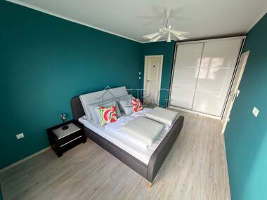 Vânzare - Apartament în Nesebăr,  Burgas
