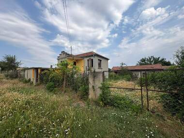 Продажба - Къща в Тръстиково,  Варна