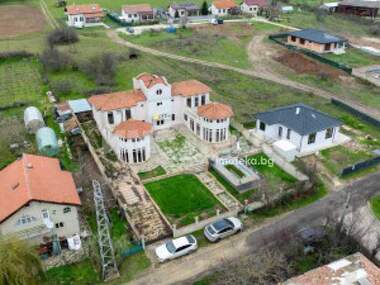 For rent - House in Zdravets,  Varna