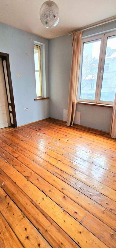 Vânzare - Apartament în Oboriștie,  Sofia