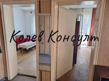 Продажба - Апартамент в Училищни,  Хасково