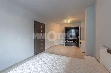 For rent - Apartment in Liatno kino Trakia,  Varna