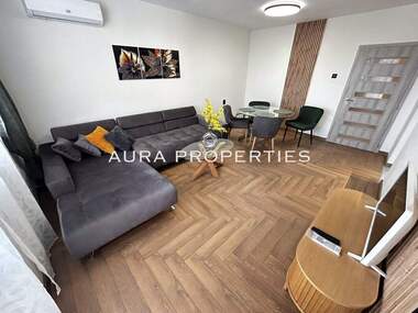 For sale - Apartment in Vasil Levski,  Razgrad