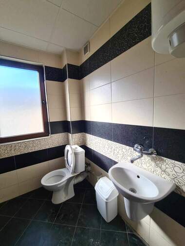 Închiriere - Birou în Țentăr,  Haskovo
