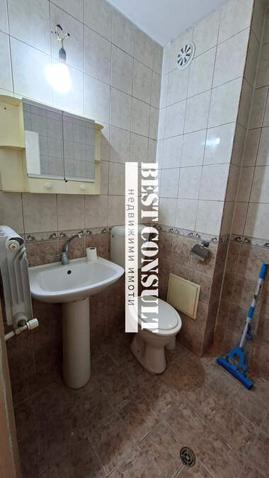 Kira - Apartman olarak Vazrajdane,  Ruse