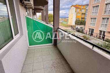 Продажба - Апартамент в Равда,  Бургас