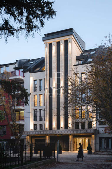 Verkauf - Wohnung in Center,  Sovia