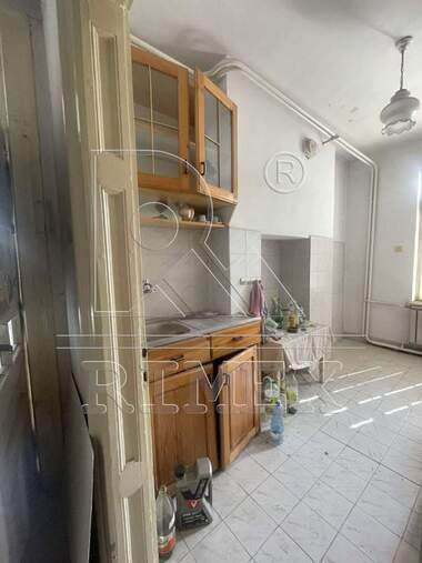 For sale - Floor of a house in Center,  Plovdiv