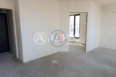Продажба - Апартамент в Колхозен пазар,  Варна