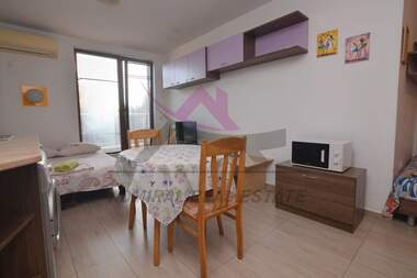 Miete - Wohnung in Sweti Konstantin i Elena,  Warna