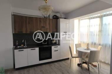 For rent - Apartment in Kolhozen pazar,  Varna