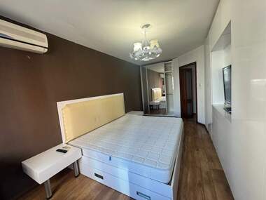Vânzare - Apartament în Văzrajdane,  Burgas