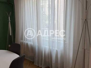 Ενοίκιο - Διαμέρισμα σε Център,  София