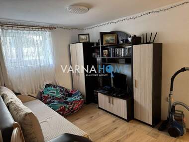 Продажба - Апартамент в Цветен квартал,  Варна