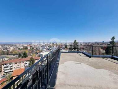 For sale - Apartment in V.Z. Gardova glava,  Sofia