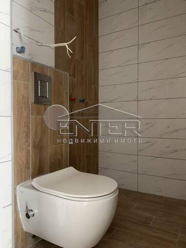 Vânzare - Apartament în Vinița,  Varna
