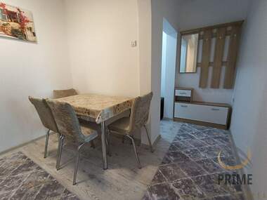 Închiriere - Apartament în Zornița,  Burgas