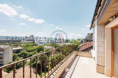 Πώληση - Διαμέρισμα σε Център,  Варна