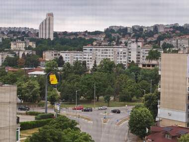 For sale - Apartment in Osvobojdenie,  Razgrad