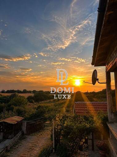 For sale - House in Nikolaevka,  Varna