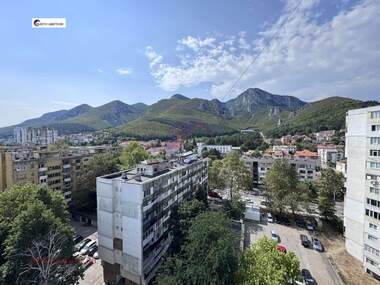 For sale - Apartment in Centar,  Vraca