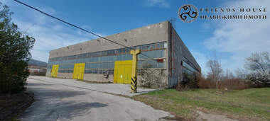 Vânzare - Spațiu industrial/Service auto/Spațiu de depozitare/Depozit în Gorna Oriahovița,  Veliko Tărnovo