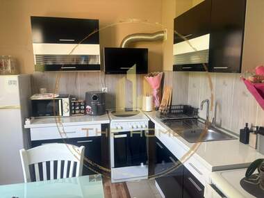Kira - Apartman olarak Pogrebi,  Varna