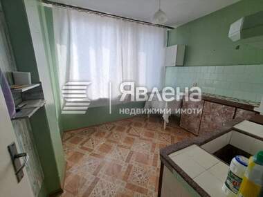 Продажба - Апартамент в Център,  Ямбол