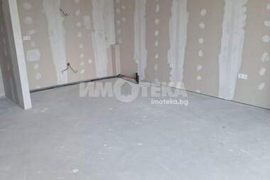 Продажба - Апартамент в Гранд Мол,  Варна