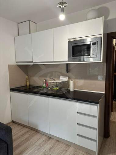 Închiriere - Apartament în VINS - Ceerven ploștiad,  Varna