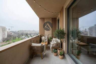 Продажба - Апартамент в Тракия,  Пловдив