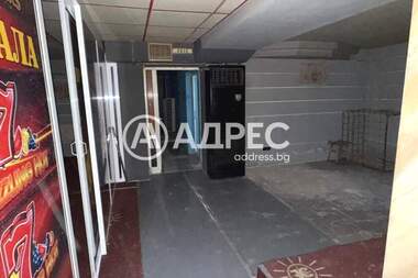 Πώληση - Κατάστημα/Κατάστημα/Γραφείο/Κομμωτήριο σε Център,  Ямбол