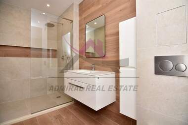 For rent - Apartment in Sveti Konstantin i Elena,  Varna