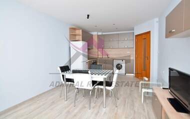 Închiriere - Apartament în Grand Mol,  Varna