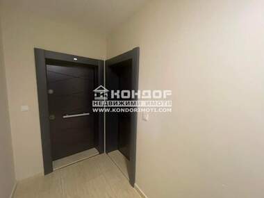 Vânzare - Apartament în Hristo Smirnenski,  Plovdiv
