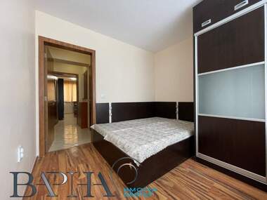Miete - Wohnung in Kolhozen pazar,  Warna