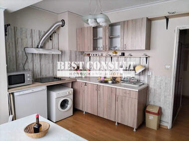 Închiriere - Apartament în Cearodeîka - Sever,  Ruse