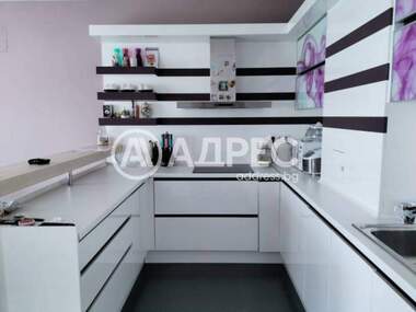 Miete - Wohnung in Kraymorie,  Burgas