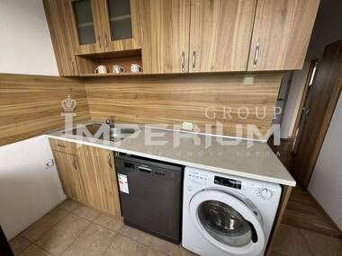 Închiriere - Apartament în Ceaîka,  Varna