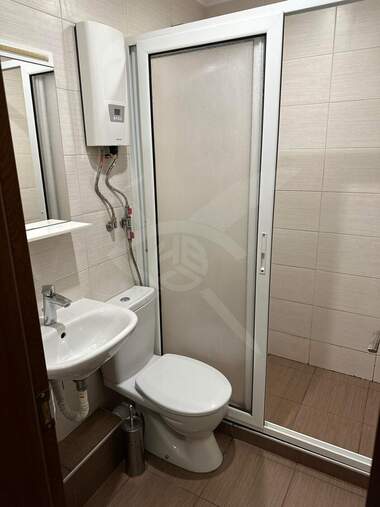 Închiriere - Apartament în VINS - Ceerven ploștiad,  Varna