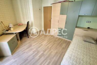 Închiriere - Apartament în Goțe Delceev,  Sofia