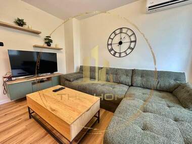 Kira - Apartman olarak Liatno kino Trakia,  Varna
