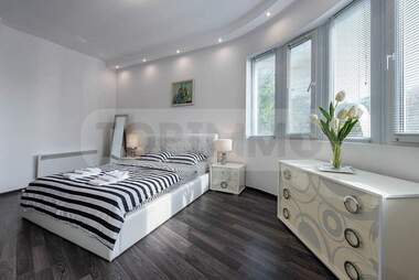 Închiriere - Apartament în Center,  Varna