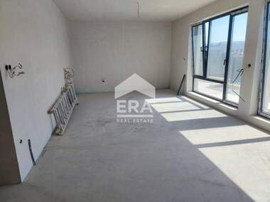 Vânzare - Apartament în Uceiliștini,  Haskovo