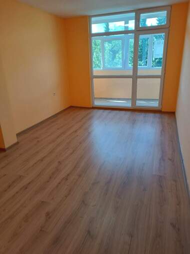 Продажба - Апартамент в Три чучура-юг,  Стара Загора