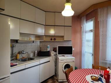 Vânzare - Apartament în Storgozia,  Pleven